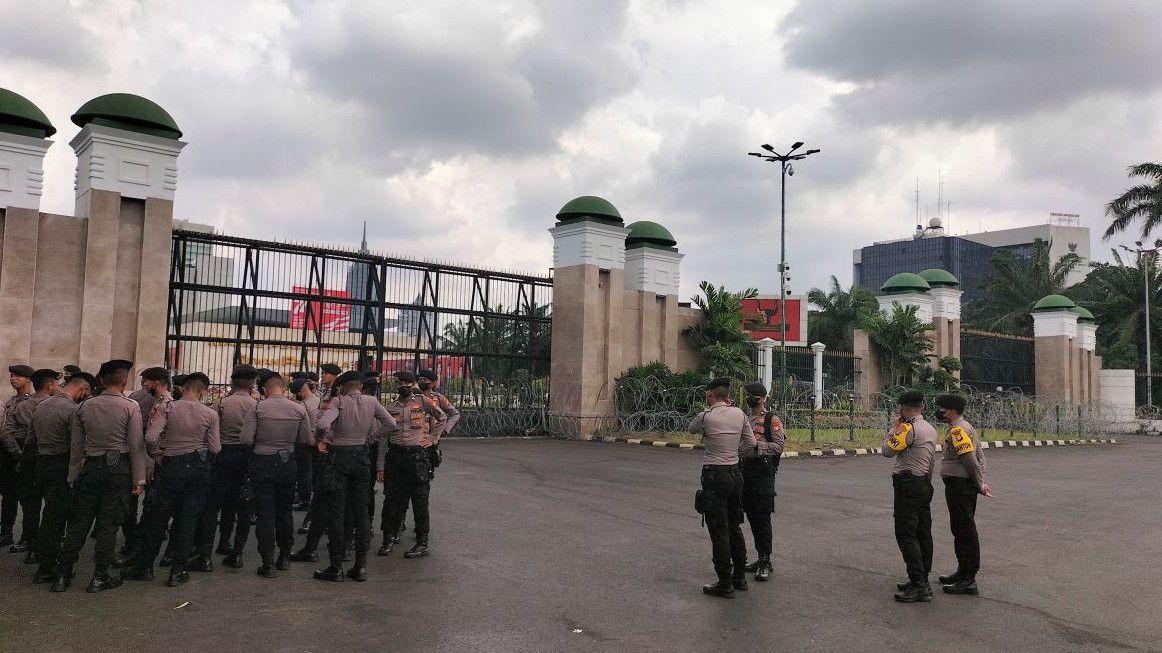 2.304 Personel Gabungan Dikerahkan untuk Amankan Demo Apdesi di Gedung DPR Hari Ini