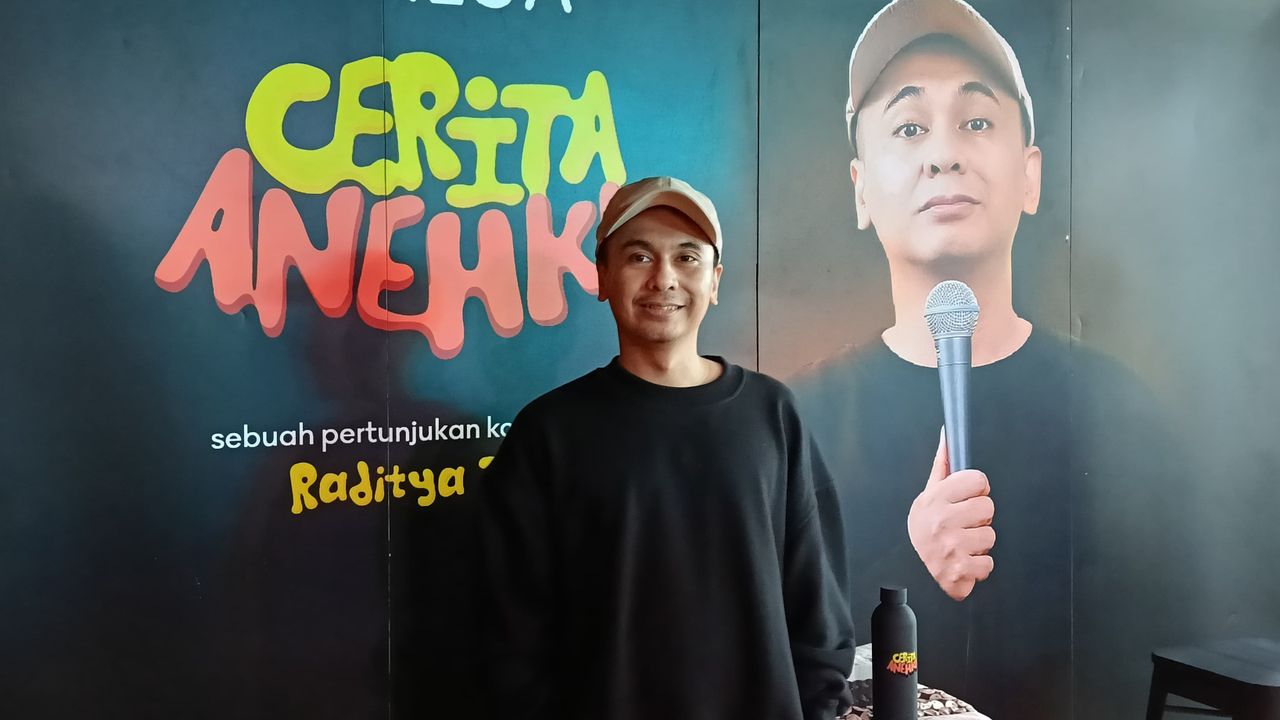 Alasan Raditya Dika Ogah Gelar Stand Up Comedy di Stadion Besar