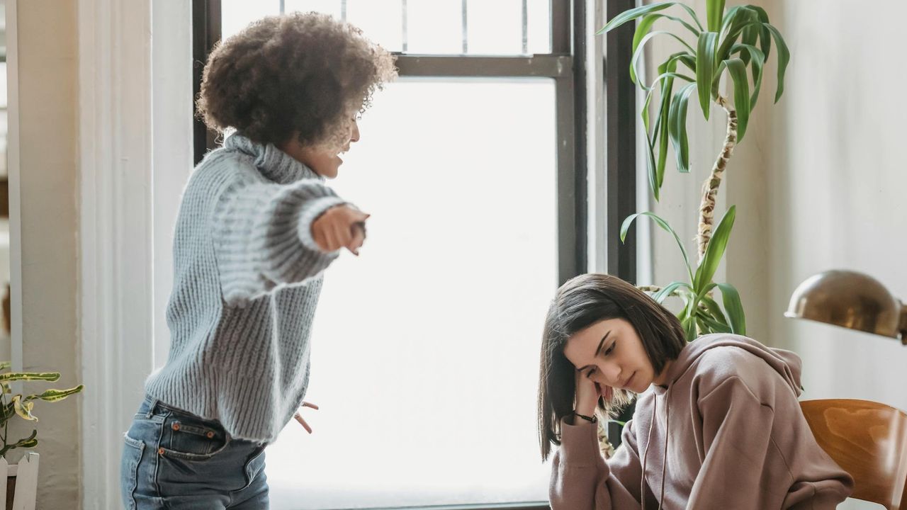 4 Cara Cut Off Teman Toxic agar Hidup Lebih Tenang dan Damai