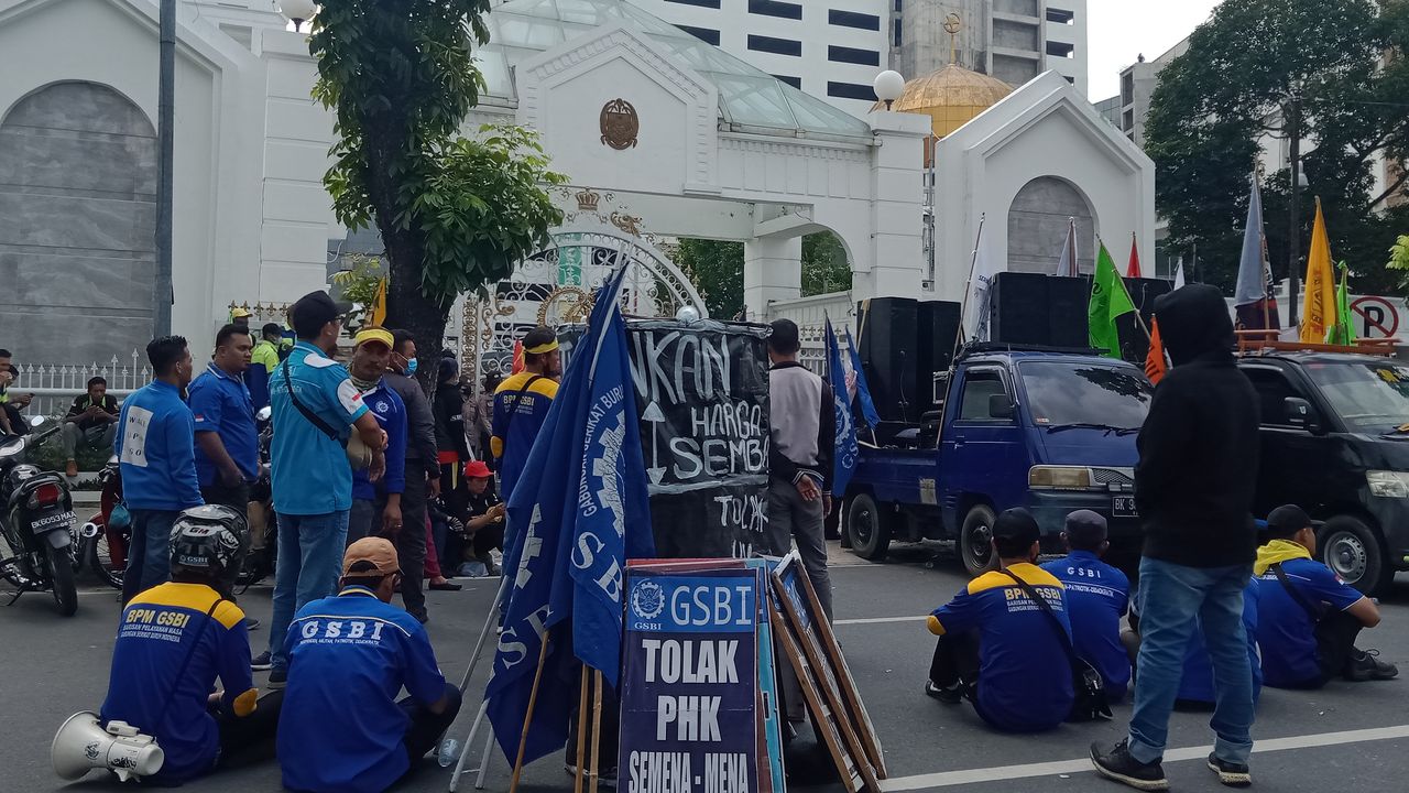Ratusan Buruh di Medan Demo Lagi, Tuntutannya yang Kemarin Belum Dipenuhi