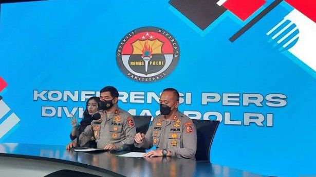 Viral Pernyataan Edy Mulyadi Soal Kalimantan, Polisi Periksa Puluhan Saksi