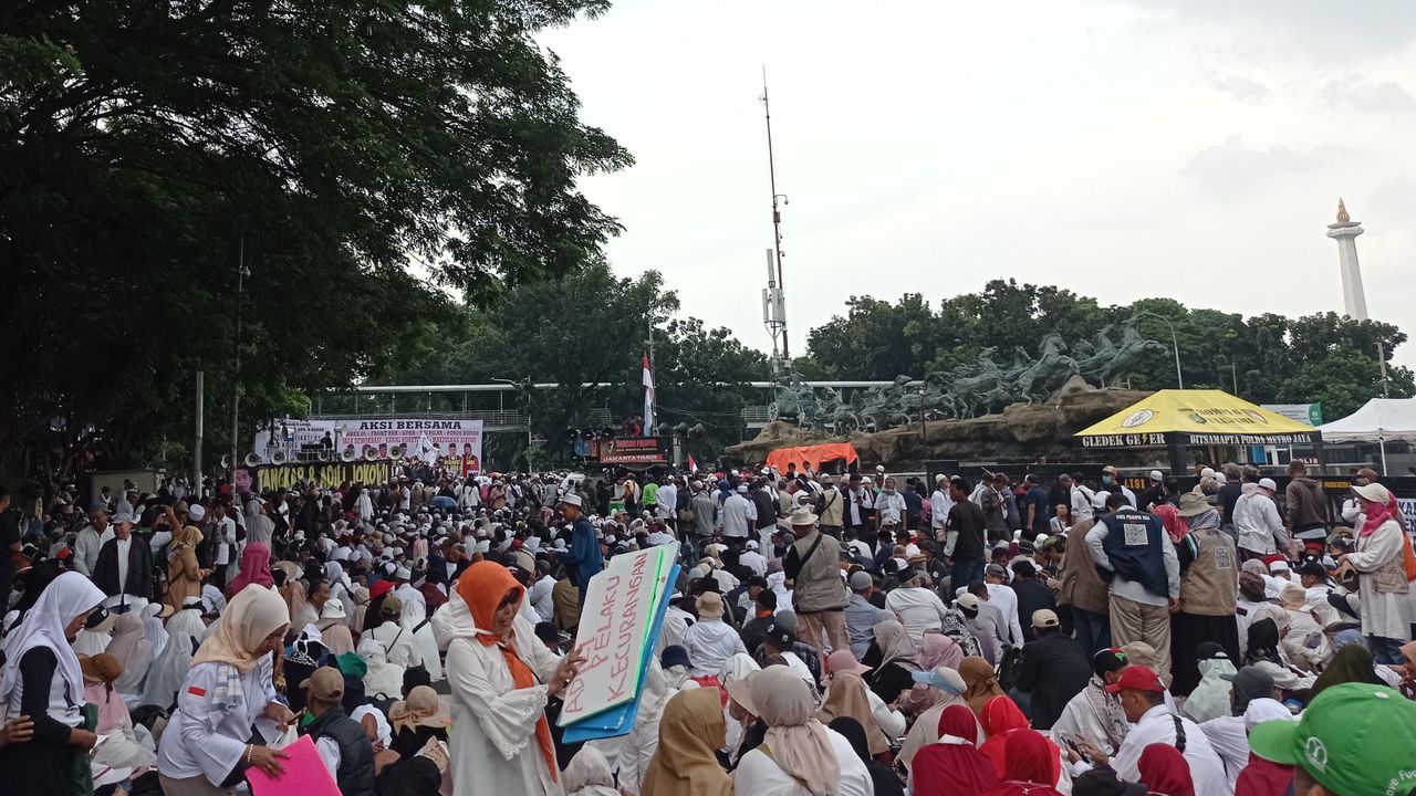 Bukan Pendukung Prabowo, Ada Massa Lain Demo Tolak Pemilu Curang di Patung Kuda