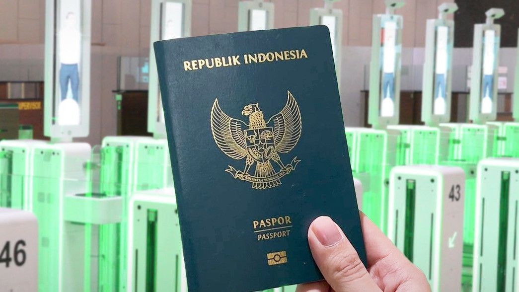 Perbedaan Paspor Reguler dan Percepatan, Lebih Baik Pilih yang Mana?