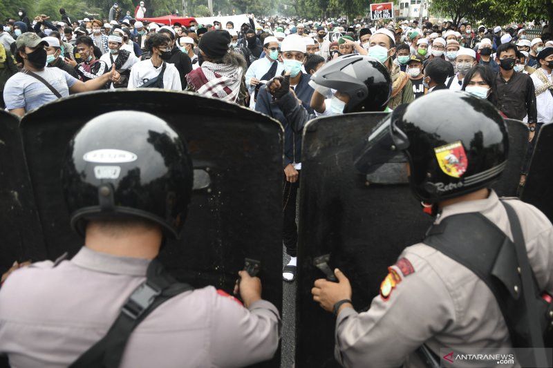 Usai Aksi di depan PN Jaktim, Empat Simpatisan Rizieq Shihab Positif COVID-19