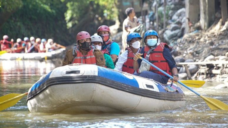 Komentar Wali Kota Bobby Usai Susur Sungai Babura: 'Bisa Jadi Halaman Depan Rumah'