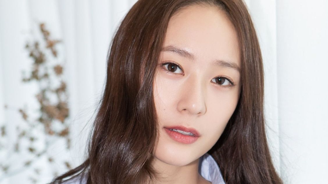 Debut Main Film Layar Lebar, Krystal Jung Canggung Ngeliat Muka Sendiri di Bioskop