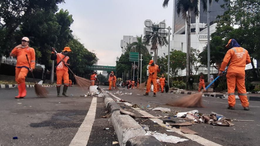 Sehabis Demo Tolak UU Cipta Kerja di Jakarta, Terbitlah 17,5 Ton Sampah