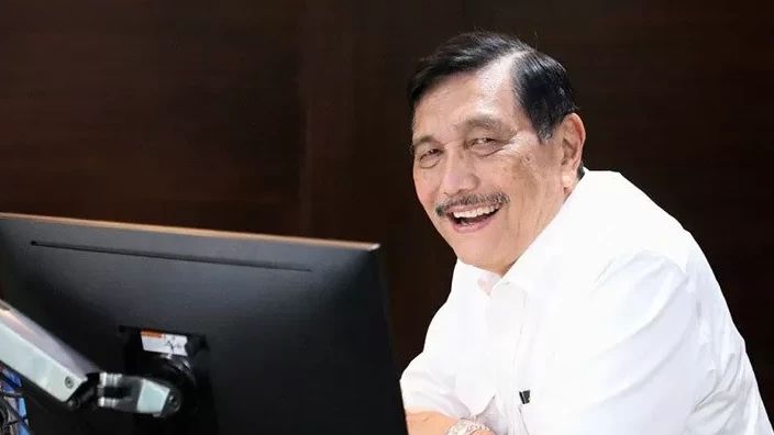Luhut Minta Kepala Daerah dan TNI-Polri Sosialisasi Harga BBM, Jadi Naik?