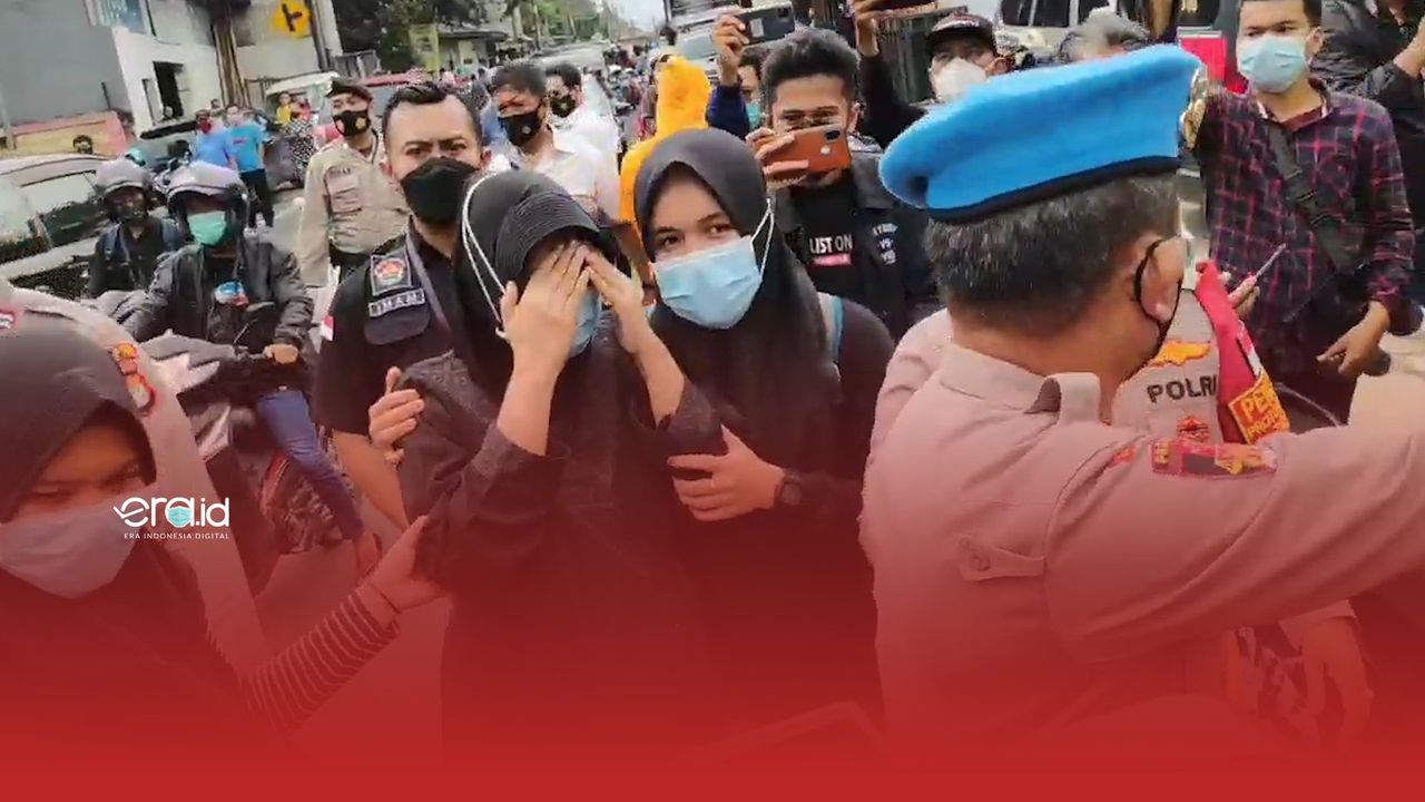 Dua Wanita Diamankan Saat Penangkapan Terduga Teroris di Condet