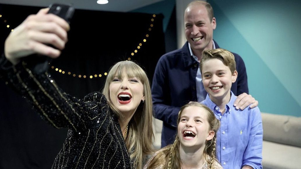 Pangeran William Nonton Konser Bersama Kedua Anaknya, Taylor Swift Abadikan Foto Selfie!