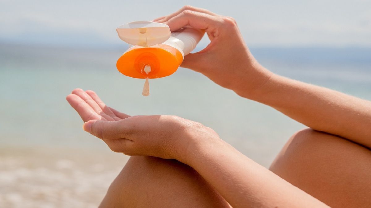 Kapan Waktu Terbaik untuk Mengaplikasikan Sunscreen? Simak Penjelasannya