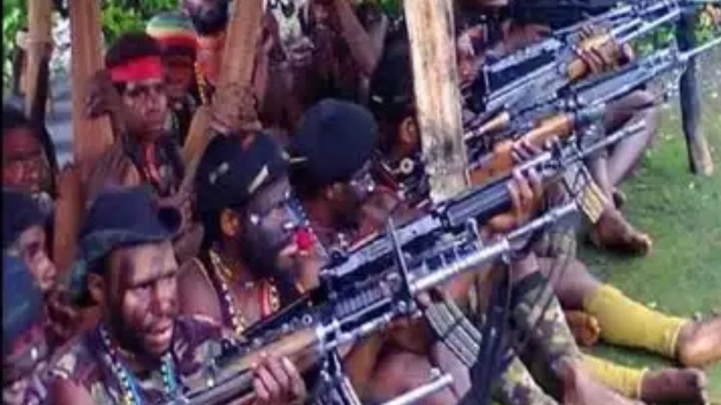 Kronologi TNI Tembak 3 Orang Anggota KKB Papua di Puskesmas Intan Jaya