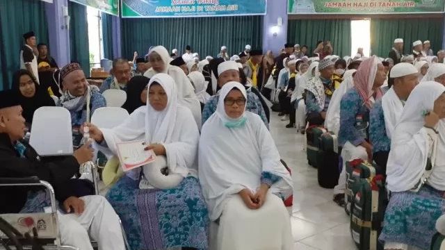 365 Calon Jemaah Haji Tiba di Embarkasi Donohudan Boyolali