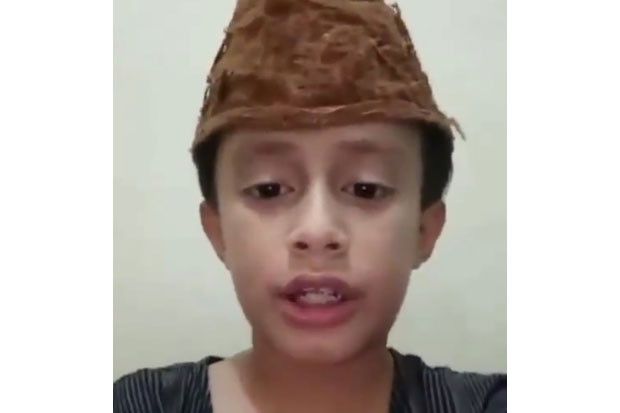 Video Jemaah Ciumi Tangan Anak Bahar Smith Dihujat dan Viral, Netizen: Itu Sunnah
