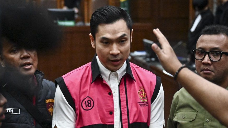 Hari Ini Harvey Moeis Jalani Sidang Pembacaan Tuntutan, Sandra Dewi Nonton dari Rumah
