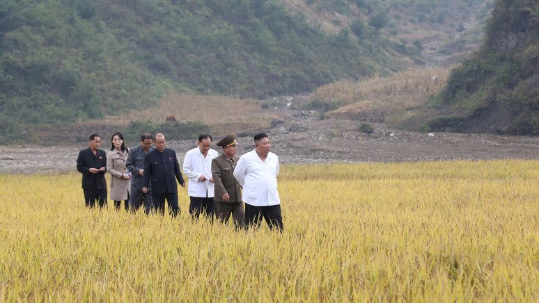 Kim Jong-un Kerahkan Militer untuk Tangani Banjir di Korea Utara