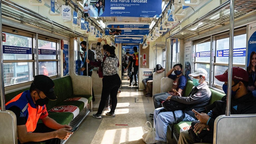 Heboh Petugas KAI Dipecat Imbas Hilangkan Tumbler Penumpang, KAI Commuter Bilang Begini