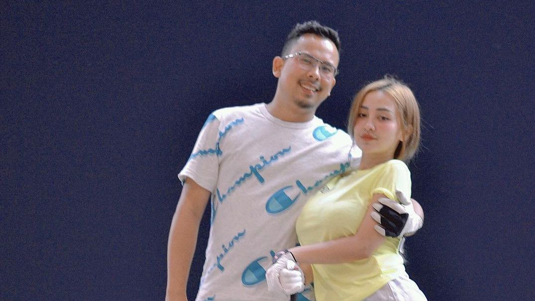 Cupi Cupita Umumkan Segera Nikah, Netizen Gagal Fokus ke Wajah Calon Suami: Itu Cowoknya Apa Bapaknya?