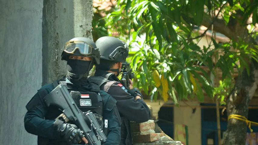 Densus 88 Tangkap 8 Teroris Jamaah Islamiyah di Jateng