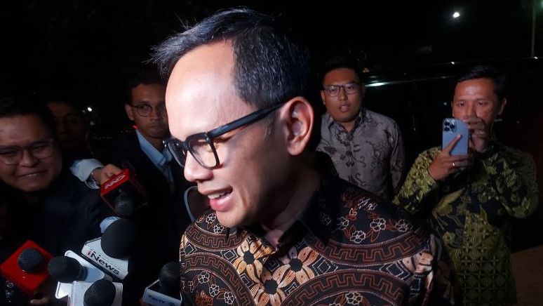 Para Calon Menteri Prabowo Kompak Kenakan Batik Cokelat ke Istana Negara Jakarta