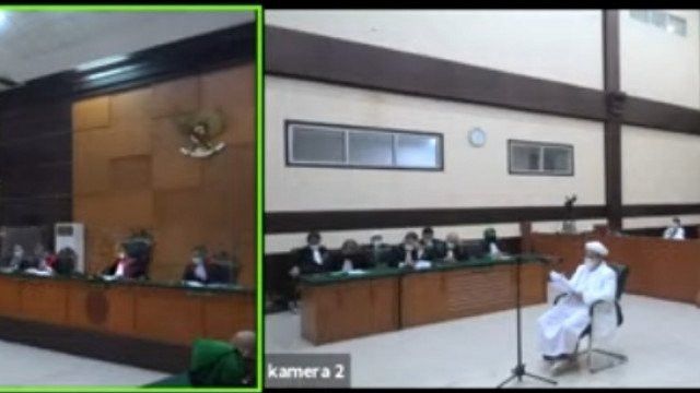Hakim Tolak Eksepsi Rizieq Shihab Kasus Kerumunan Petamburan