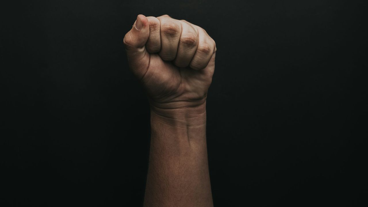 Preman Keroyok Tetua dalam Acara Nikahan di Purwakarta, Polisi Disorot