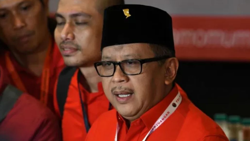 Sekjen PDIP: Cita-Cita Indonesia Perkuat Timnas, Bukan Jadi EO