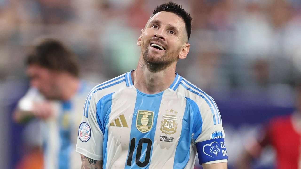 Scaloni Respons Kemungkinan Messi yang Akan Pensiun Usai Copa America 2024