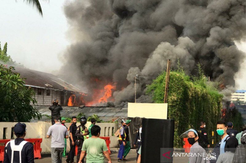 Kebakaran di Parkiran Senayan City, Ini Dugaan Penyebanya