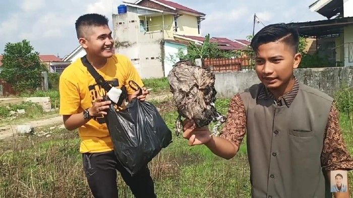 Video Prank Kantung Daging Kurban Diisi Sampah Beredar