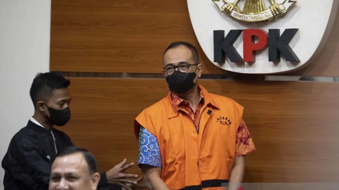 Selain Dituntut 14 Tahun Penjara, Jaksa Ingin Rafael Dihukum Bayar Denda Rp18,9 Miliar