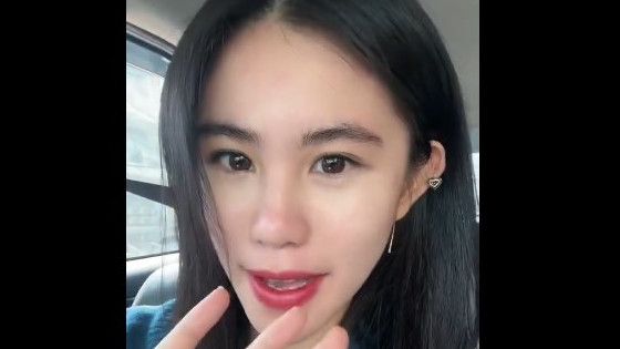 Viral Mobil Selebgram Zoe Levana Terjebak di Jalur TransJakarta, Minta Solusi Berujung Dicaci