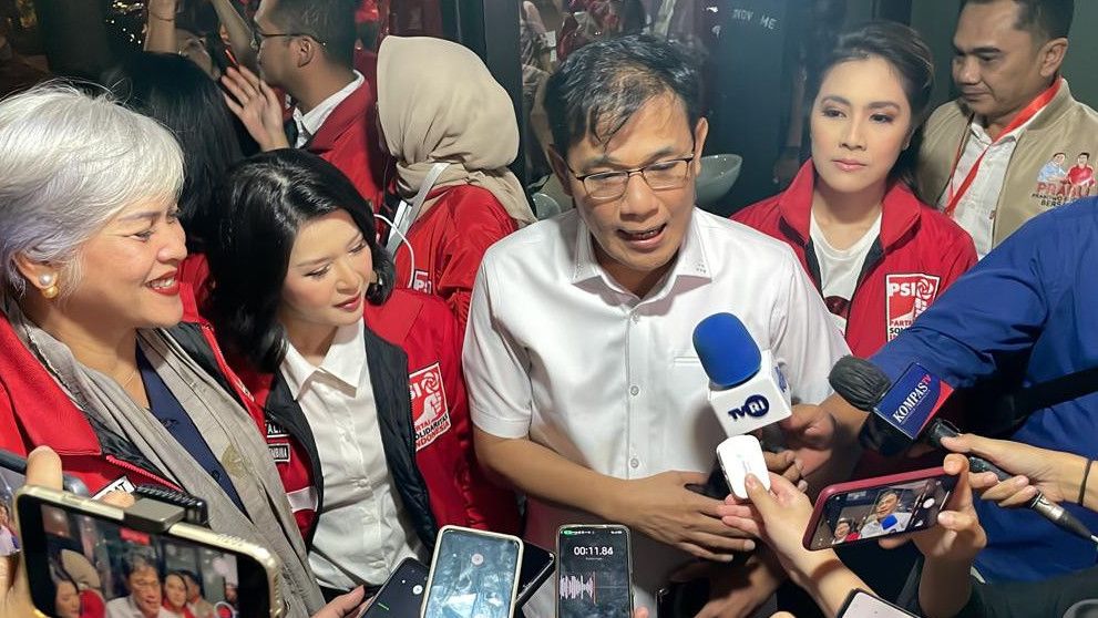 Budiman Sudjatmiko Bantah PDIP Bantu Lunasi Utang Pribadinya: Tidak Ada Serupiah Pun