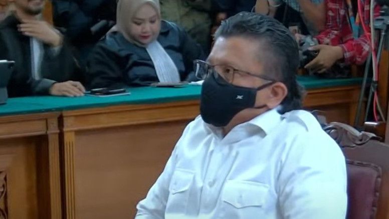 Hakim: Ferdy Sambo Ikut Tembak Brigadir J Pakai Senpi Glock dan Sarung Tangan