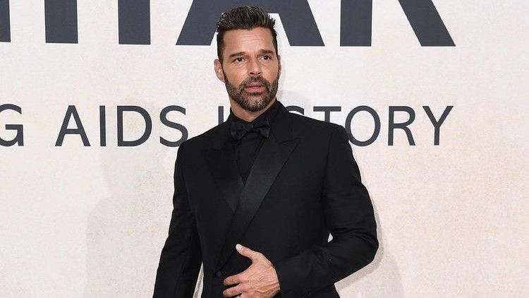 Keponakan Ricky Martin Cabut Laporan, Kasus Tuduhan Inses Resmi Dihentikan