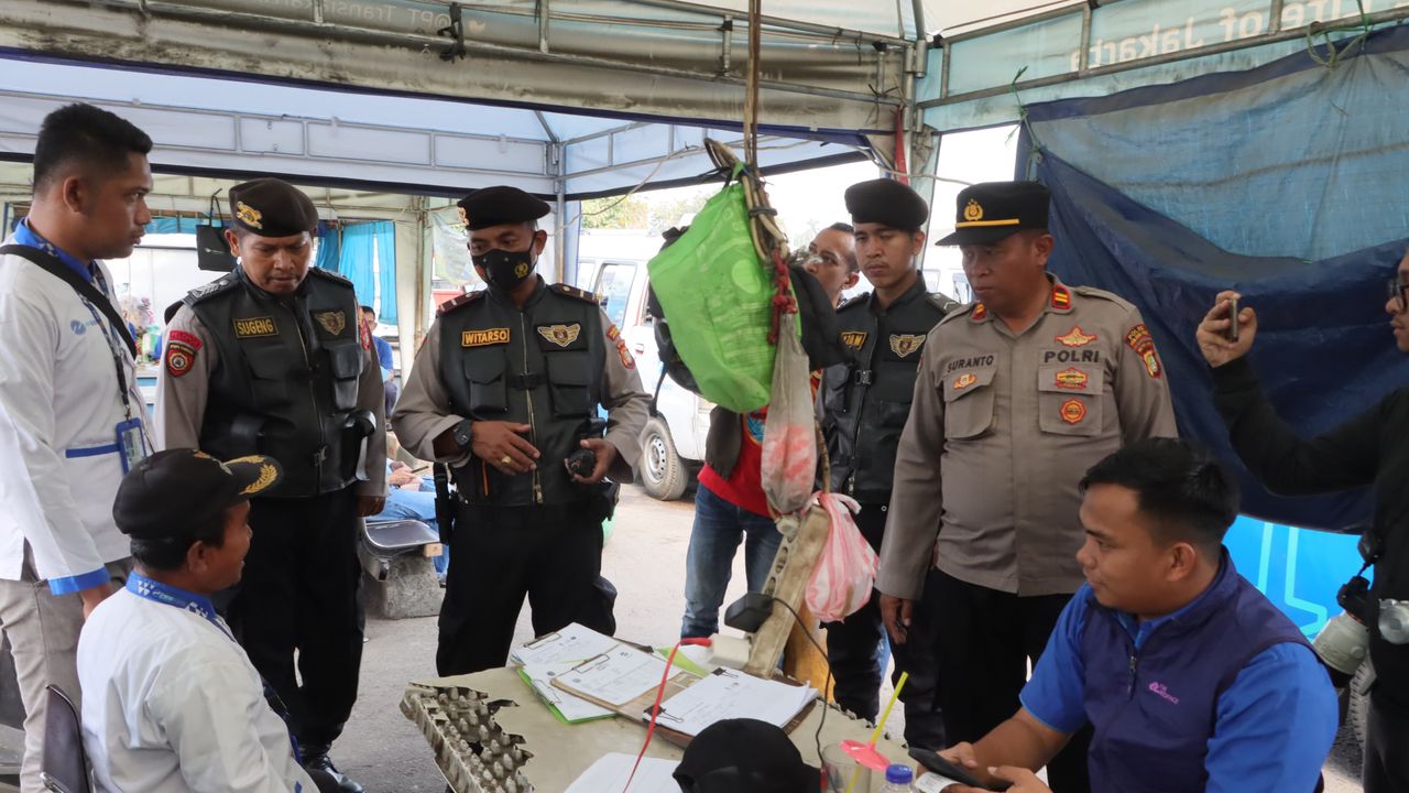 Polisi Razia Besar-Besaran Cari Preman di Terminal Tanjung Priok, Satu Orang Ditangkap