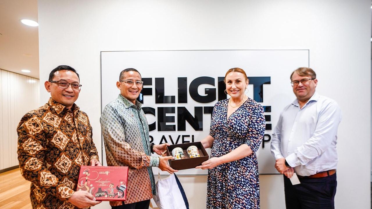 Peluang Bagus untuk Jelajah 5 DPSP, Menparekraf Ajak Flight Centre Australia Buka Paket Wisata