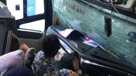 bus study tour kecelakaan smp 4