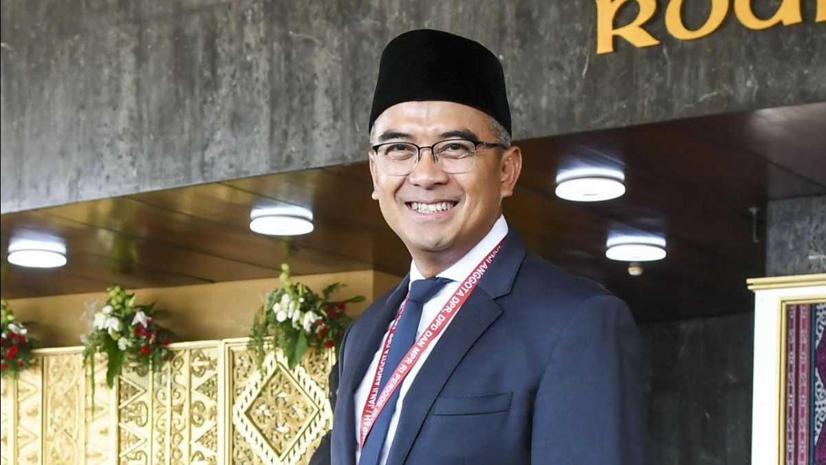 Komunitas Lari di Bandung Bagi Bir Gratis, Farhan: Pemerintah Tak Bisa Tegur Langsung