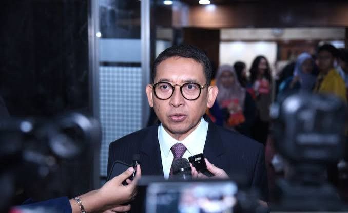 DPR Bakal Panggil Fadli Zon Terkait Polemik Penulisan Sejarah Perkosaan Massal 98