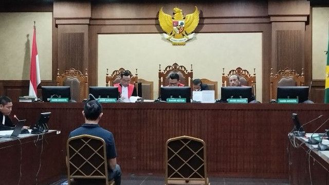 Tom Lembong Didakwa Rugikan Negara Rp578 Miliar Atas Impor Gula, Berikut Kronologinya
