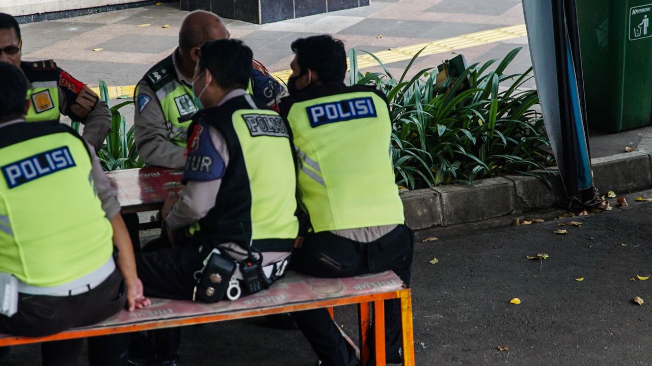 Tahun Ini, Nyaris 10.000 Polisi Labrak Aturan dan Disanksi, Kacau!