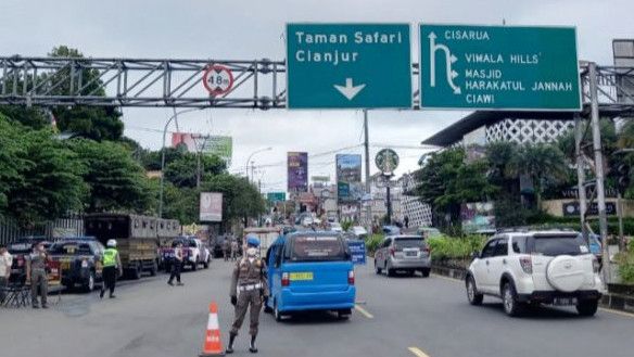 H+2 Lebaran Jumlah Kendaraan ke Kawasan Puncak Capai 40 Ribu, Polisi Sempat Tutup Arus dari Jakarta