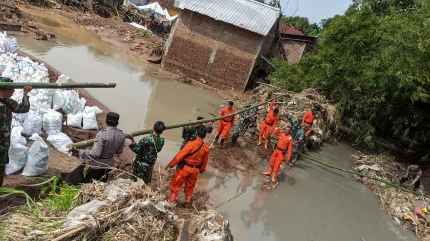 Klaim Sudah Gerak Cepat dan Tidak Sulit Atasi Banjir di Pati, Ganjar: Tinggal Perbaiki Tanggul