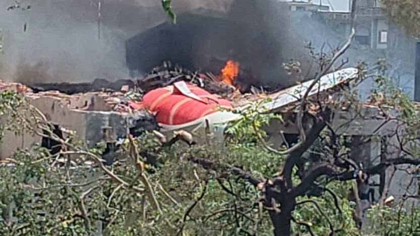 Detik-Detik Air India Jatuh Usai Lepas Landas, Gagal Terbang hingga Meledak Seketika