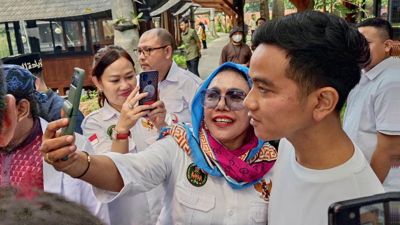 Temui Relawan Jokowi di Jakarta, Gibran Ngaku Tak Cuti Kerja