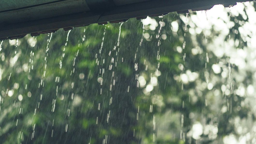 Doa agar Hujan Berhenti, Memindah Hujan, dan Tidak Menjadikan Hujan Sebagai Bencana