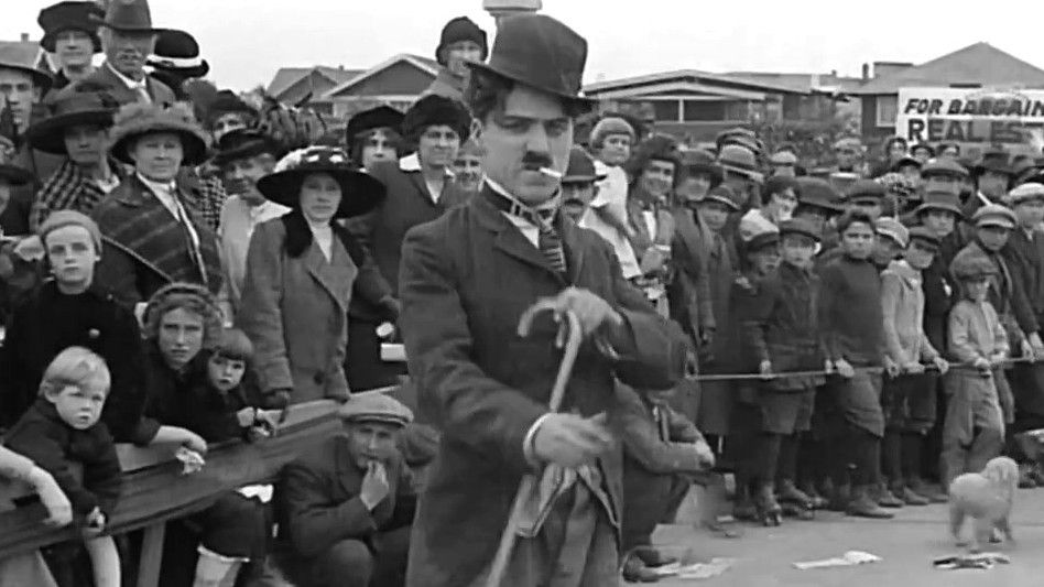 Lewat Tingkah Charlie Chaplin, Film Bisu Terdengar Nyaring