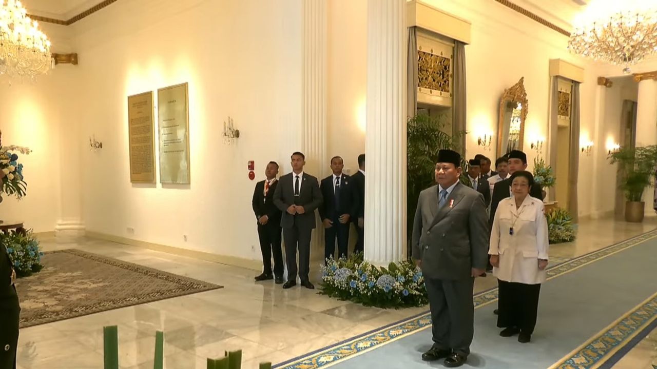 Pimpin Upacara Hari Lahir Pancasila, Prabowo Didampingi Megawati dan Gibran