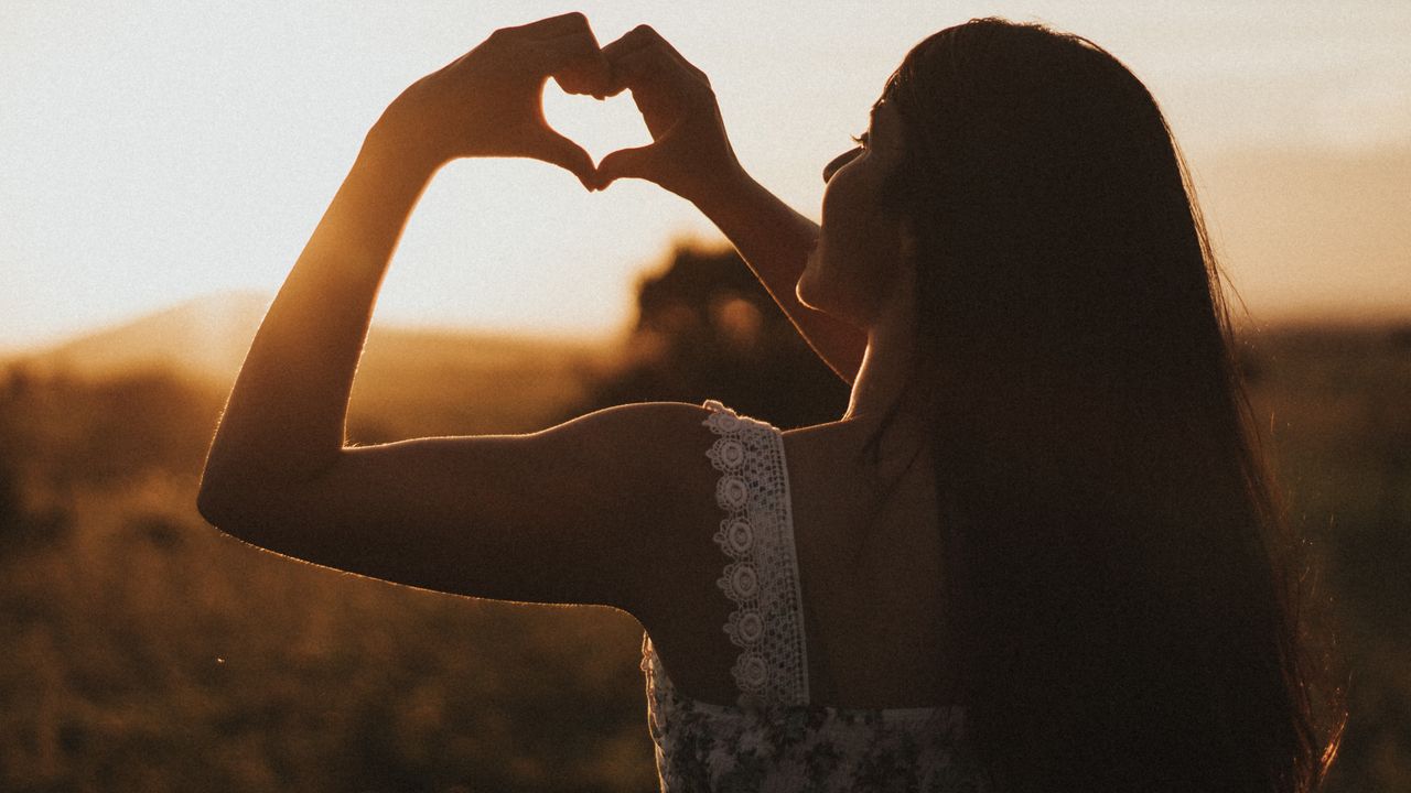 Prioritaskan Self Love di Hari Valentine, Cara Menerapkan 5 Jenis Love Language ke Diri Sendiri